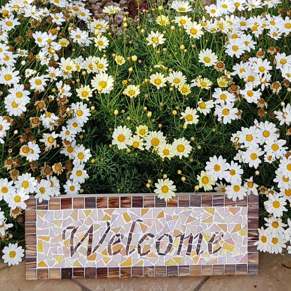 Welcome Mosaic Plaque - Image 4