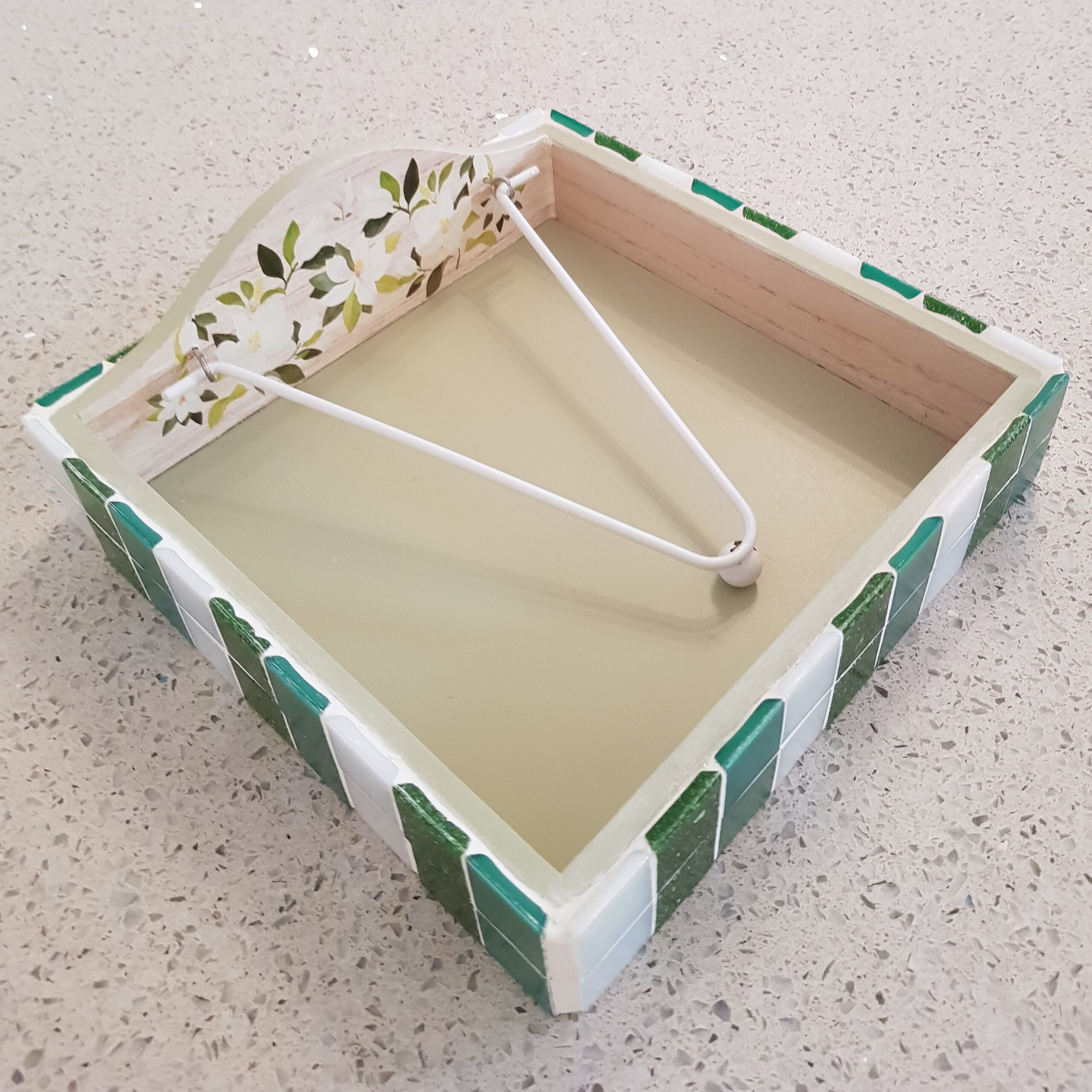 Green and White Mosaic Serviette Holder - Image 3