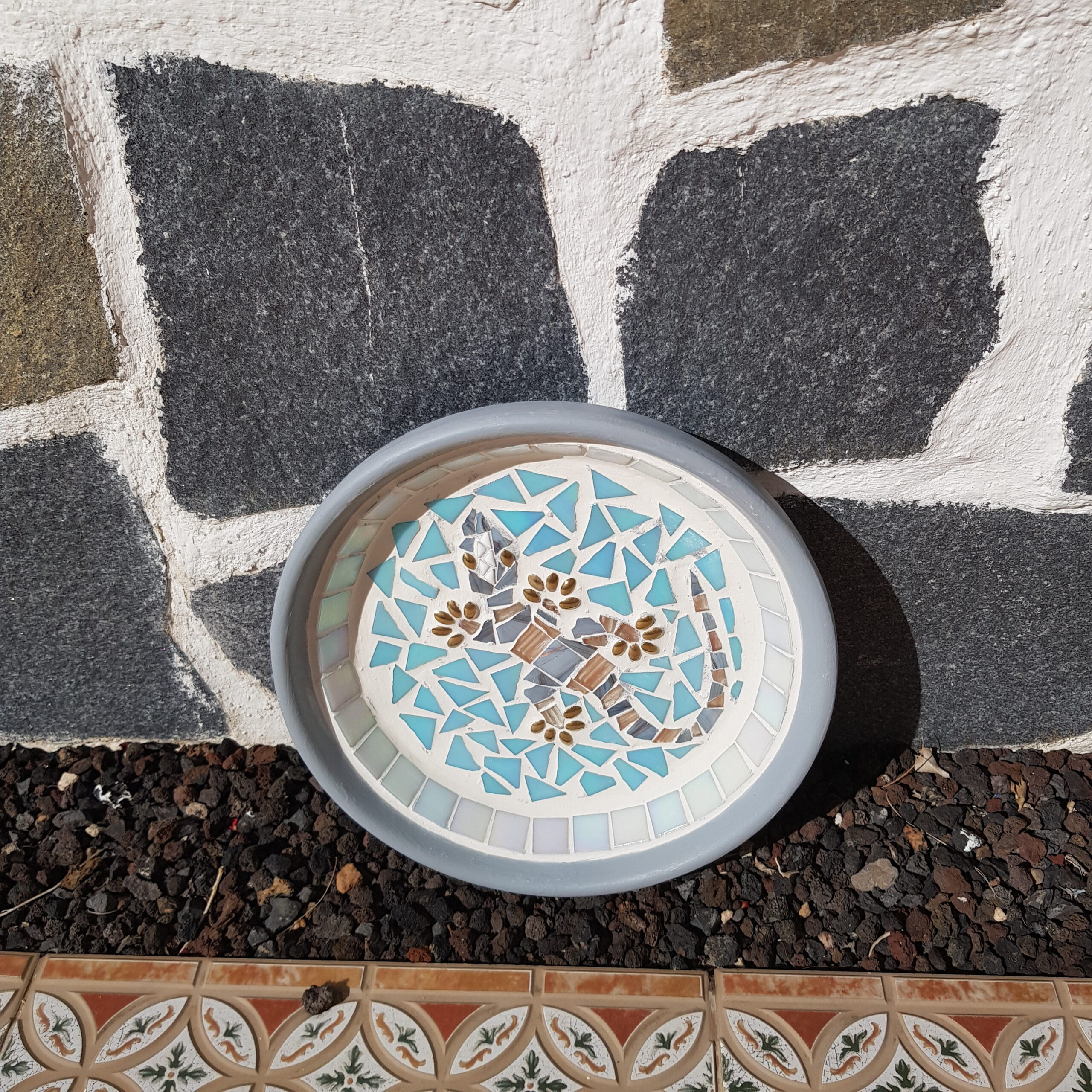 Lizard Mosaic in Plant Saucer