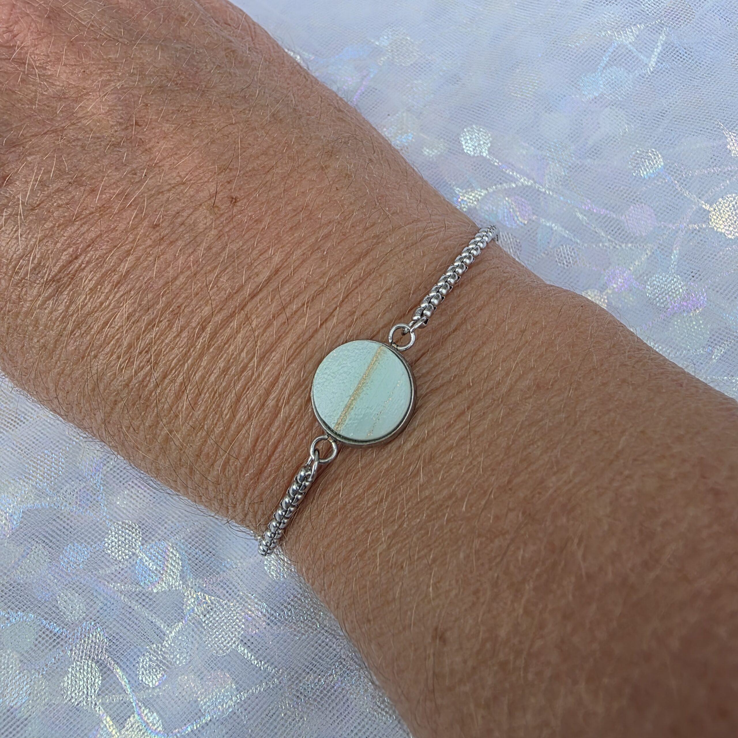 Adjustable Bracelet with Light Teal Metallic Glass