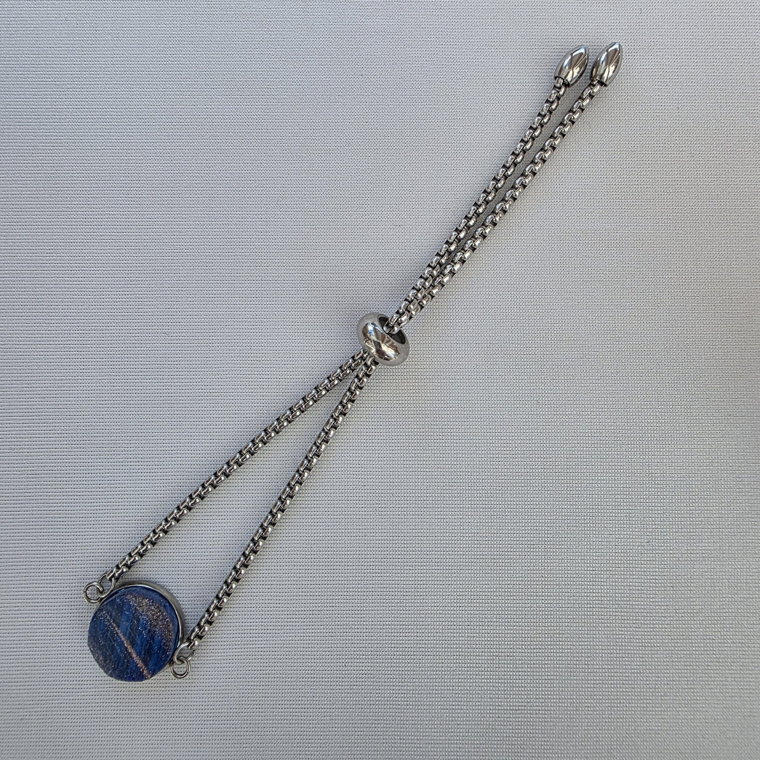Adjustable Bracelet with Metallic Navy Glass - Image 4