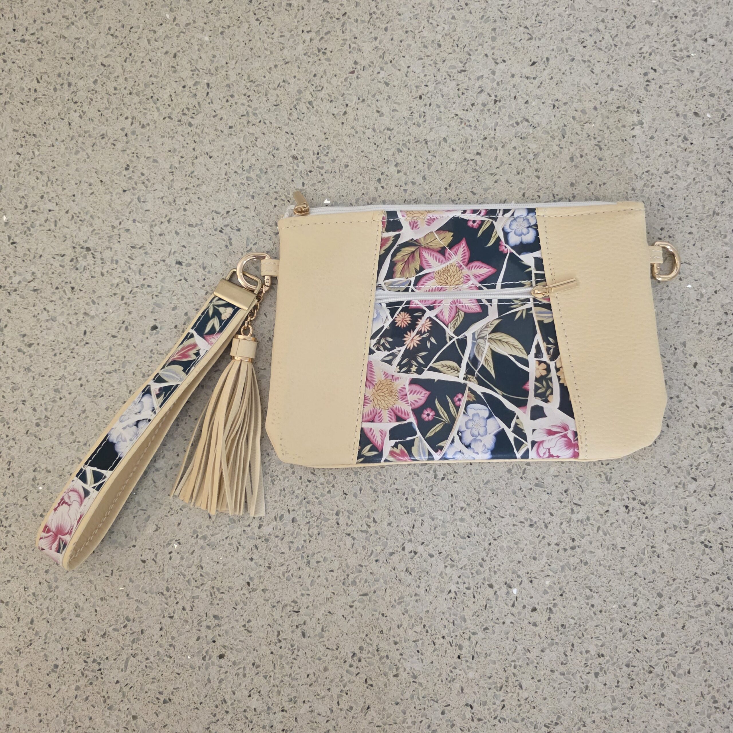 Blossom Pale Yellow Handbag - Image 2