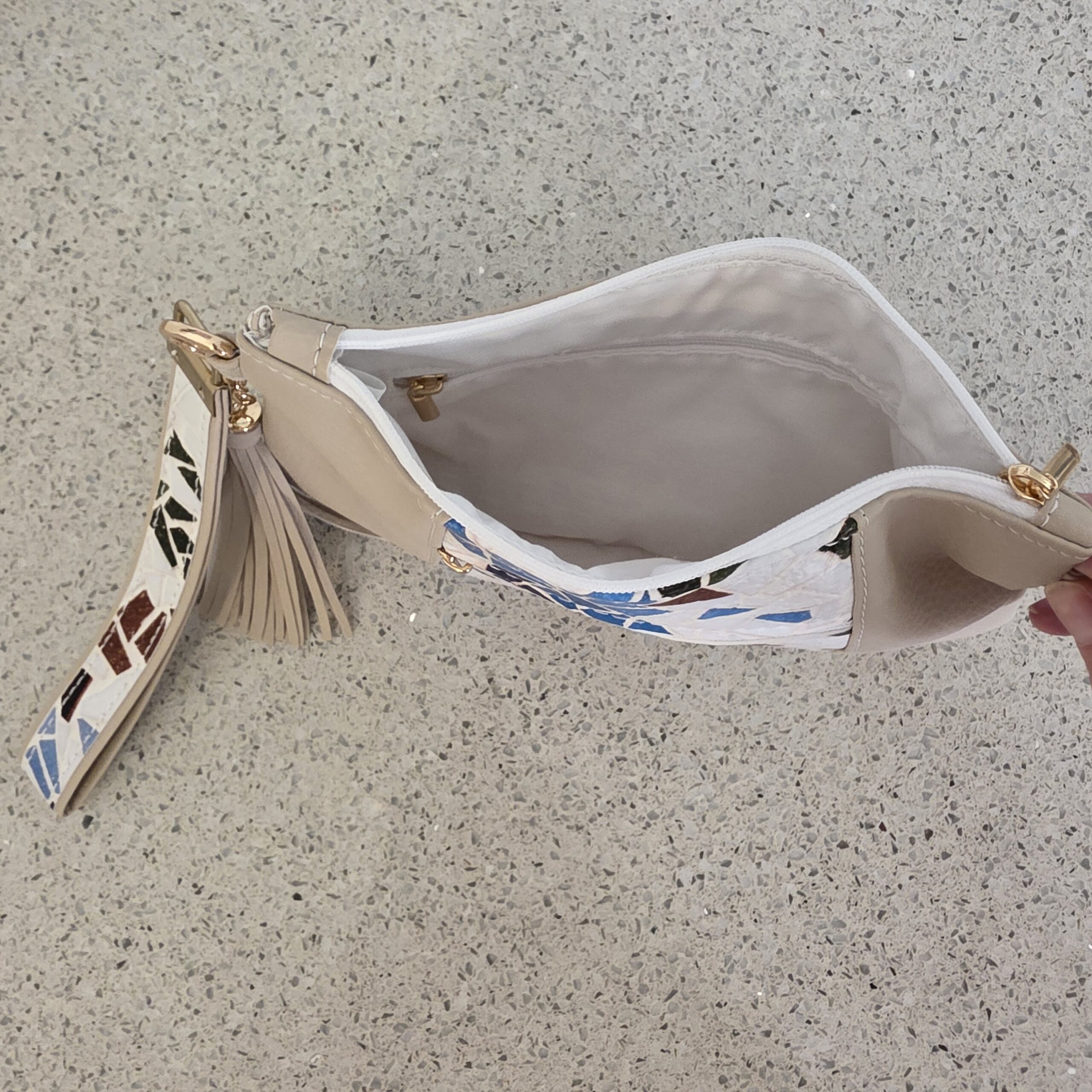Gràcia Beige Handbag - Image 3