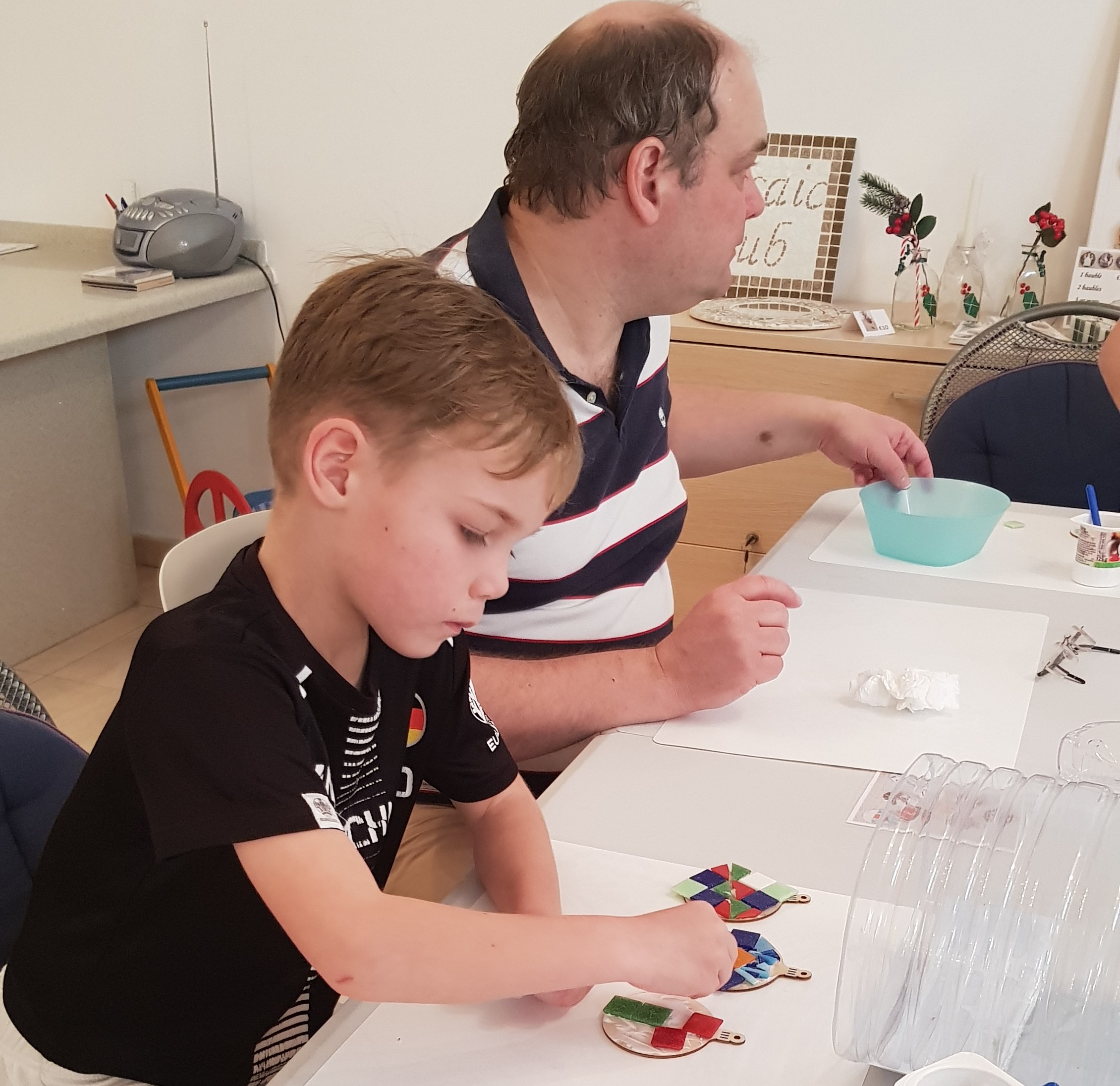 Mosaic workshops for all levels, children and adults