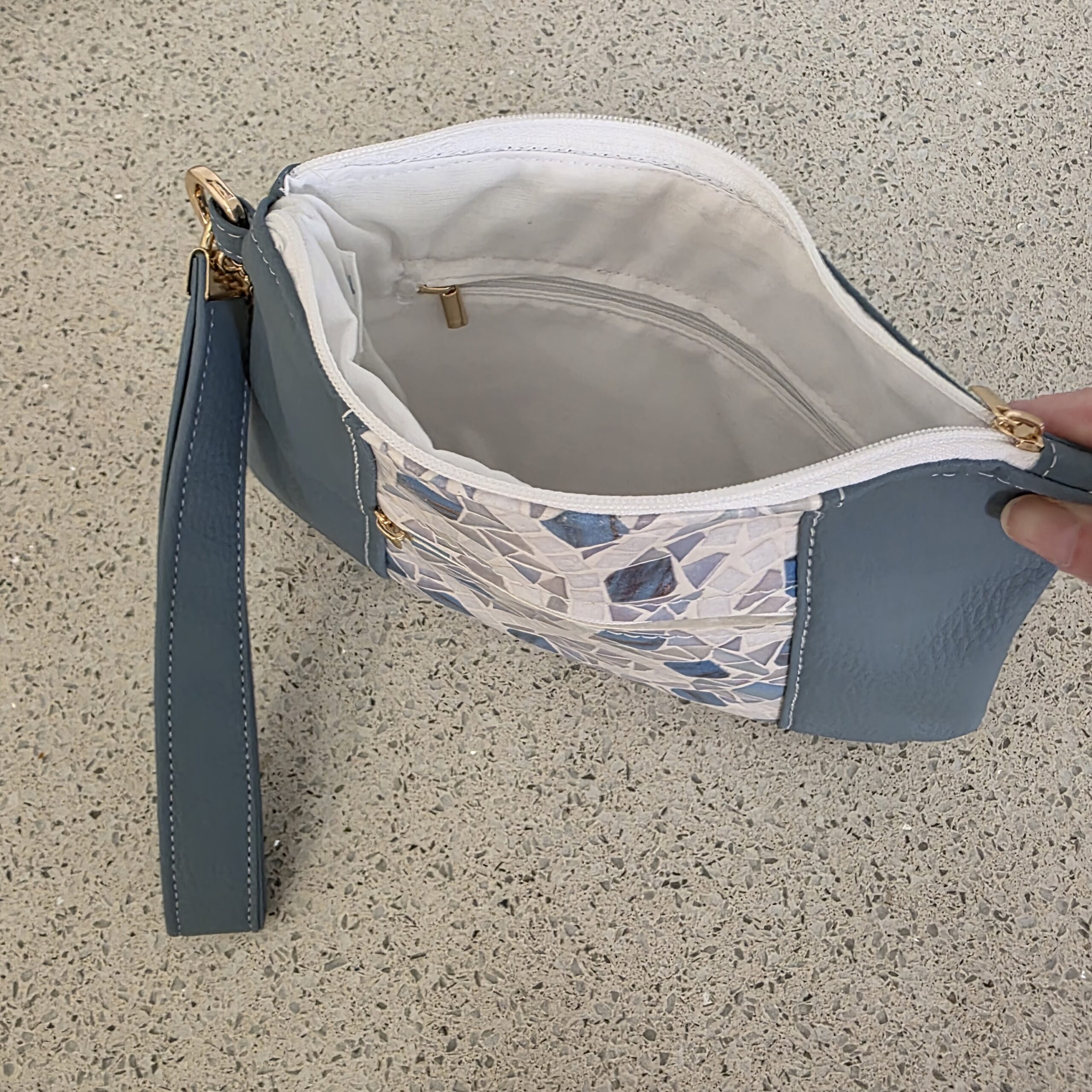 Esperanza Blue Handbag - Image 3