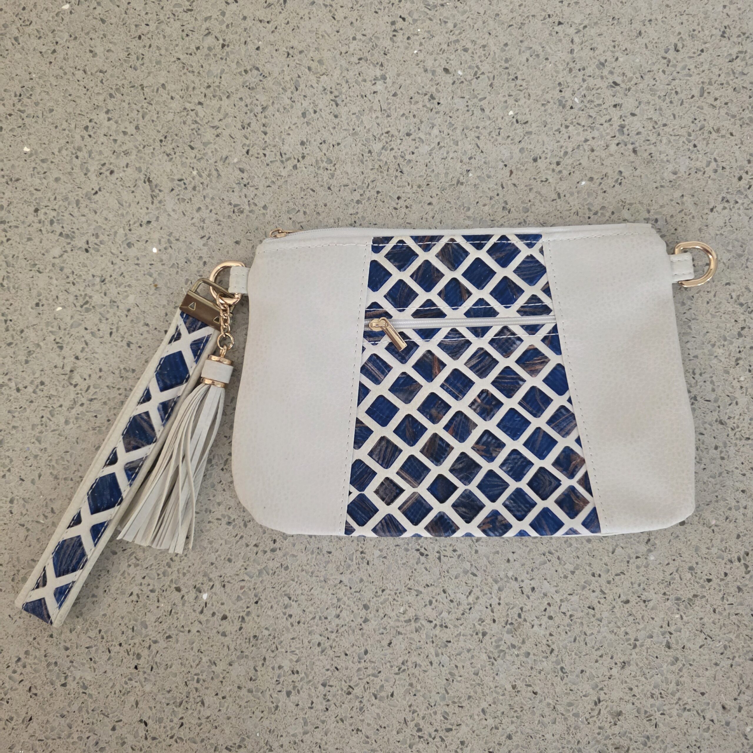 Karen White Handbag - Image 2