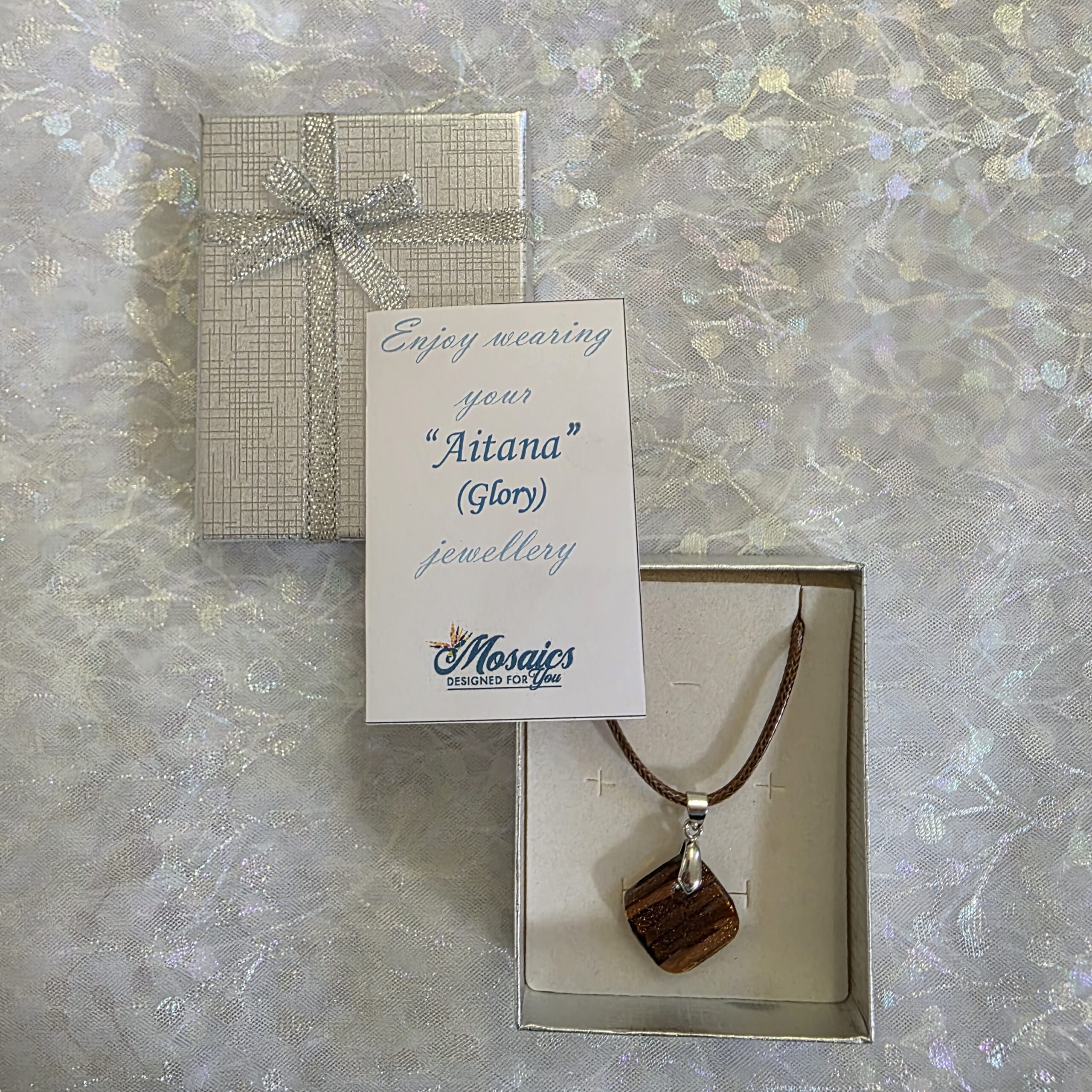 Aitana Brown Metallic Glass Necklace - Image 3