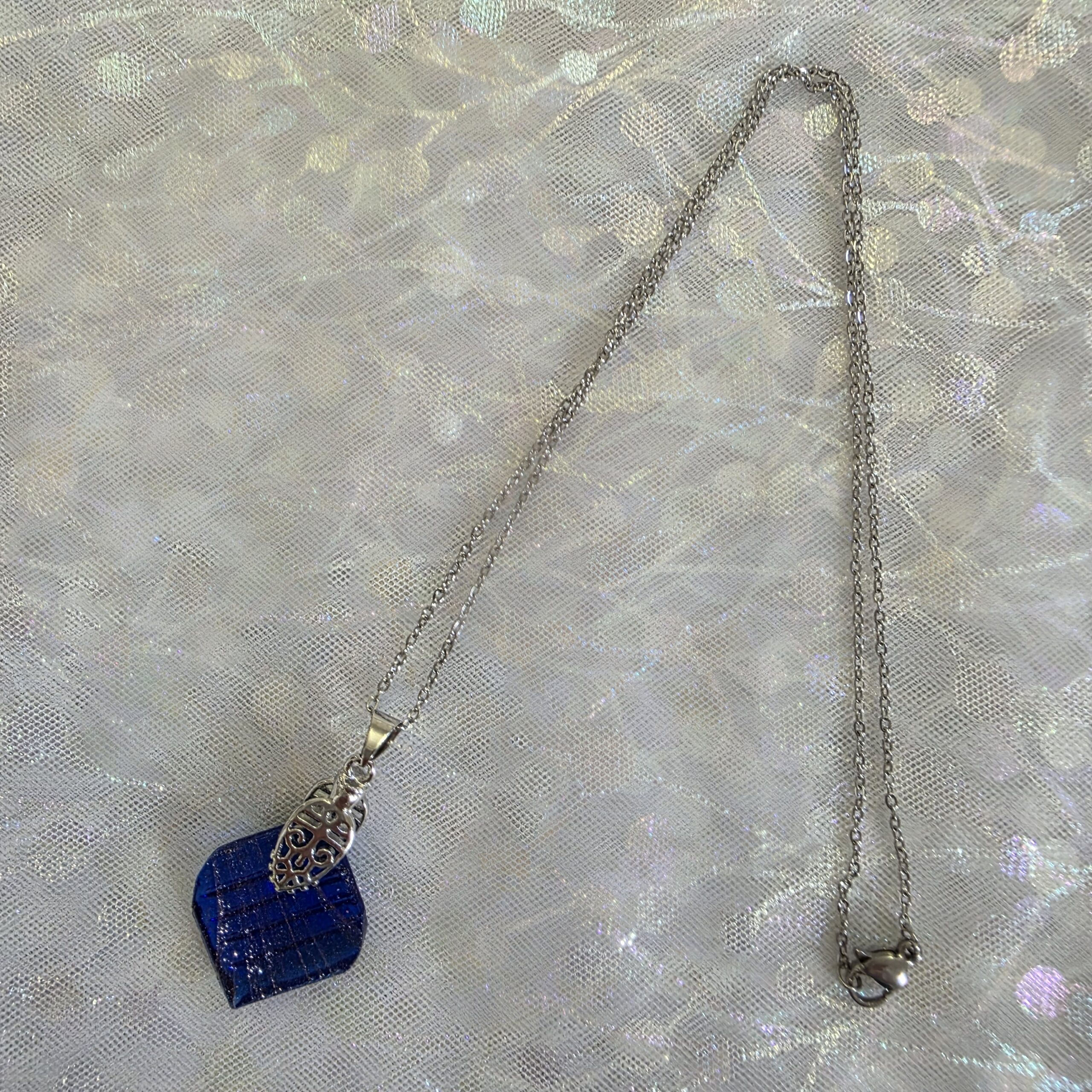 Valerie Navy Metallic Glass Necklace - Image 5