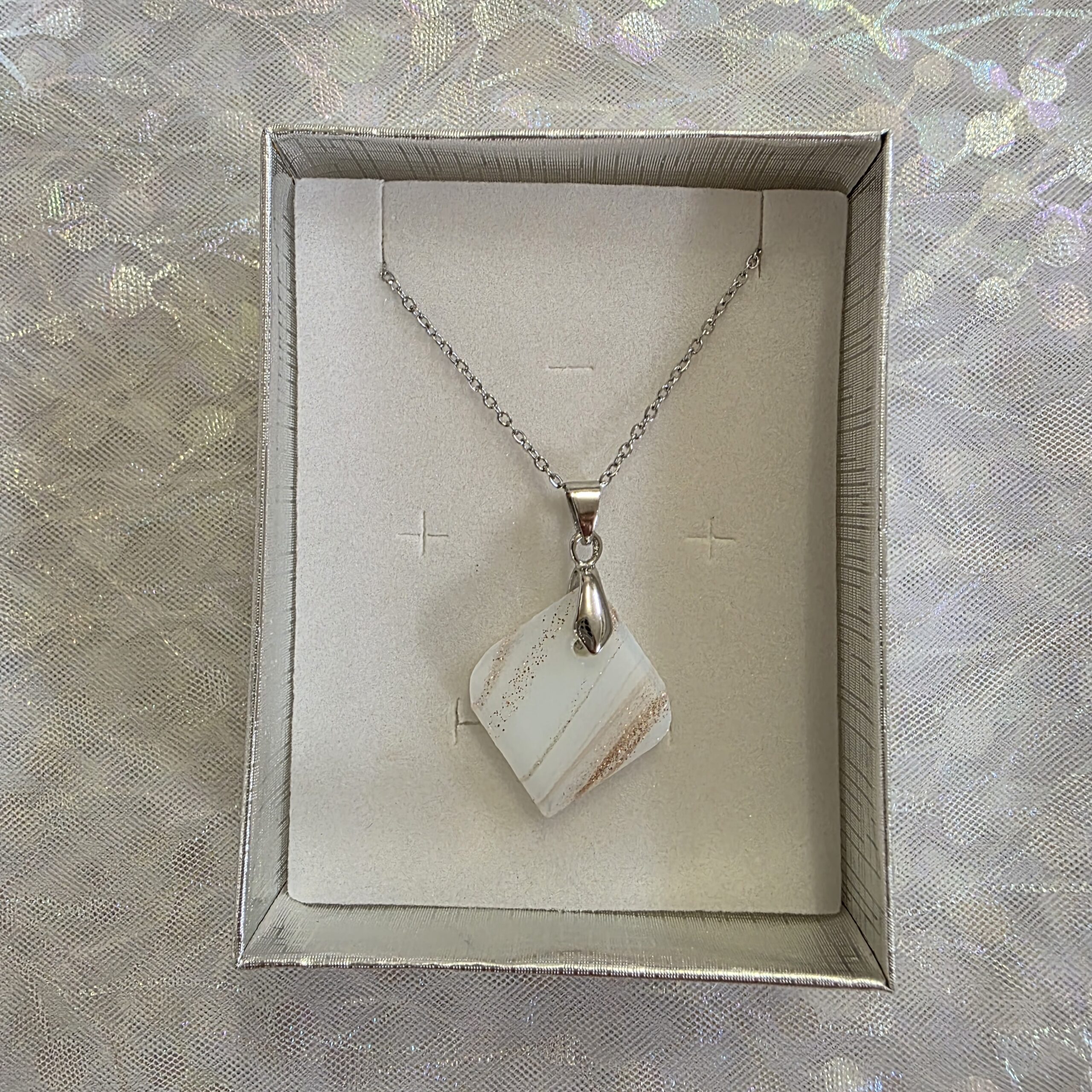 Karen White Metallic Glass Necklace - Image 4