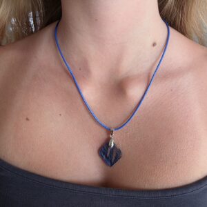 Karen Navy Metallic Glass Necklace