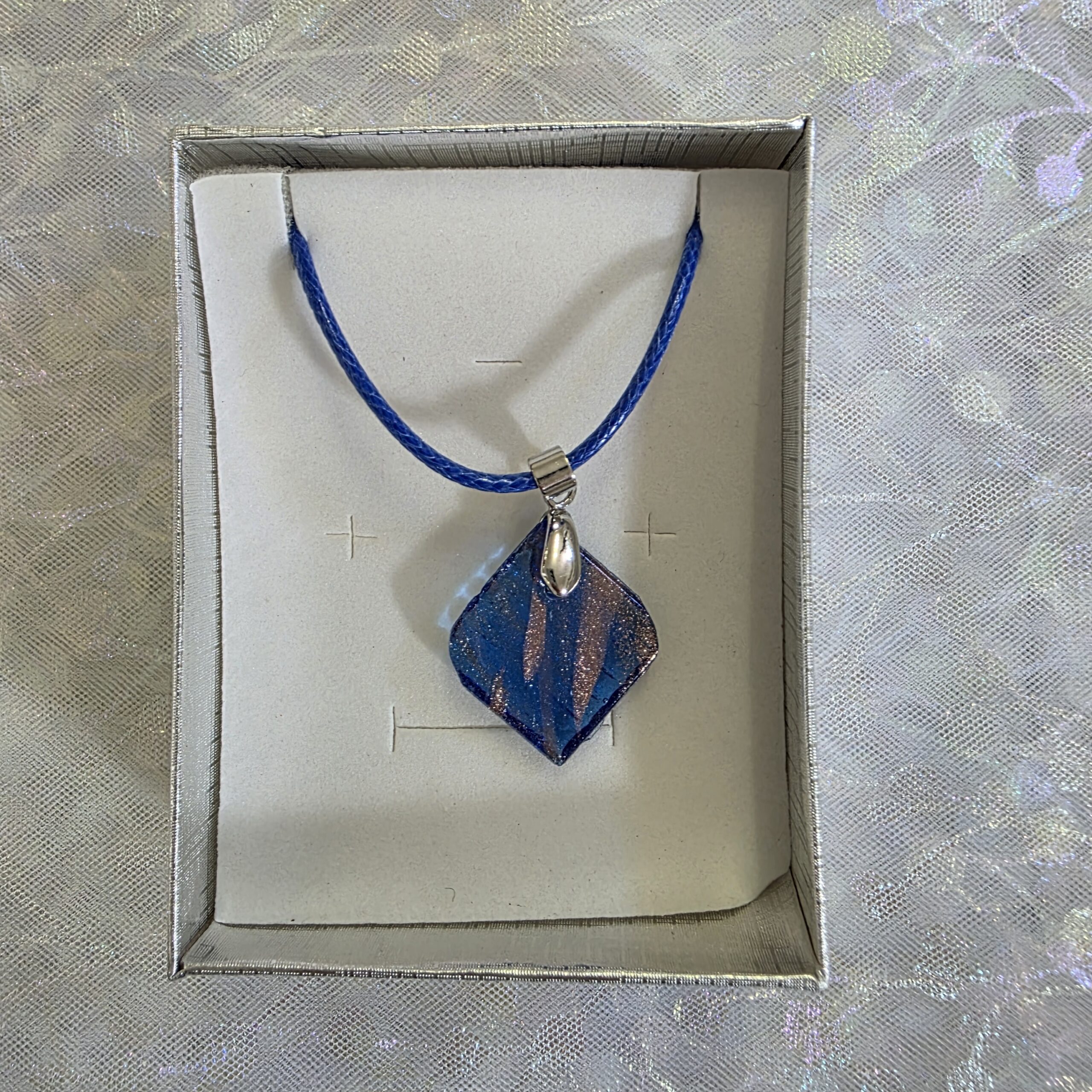 Karen Navy Metallic Glass Necklace - Image 4