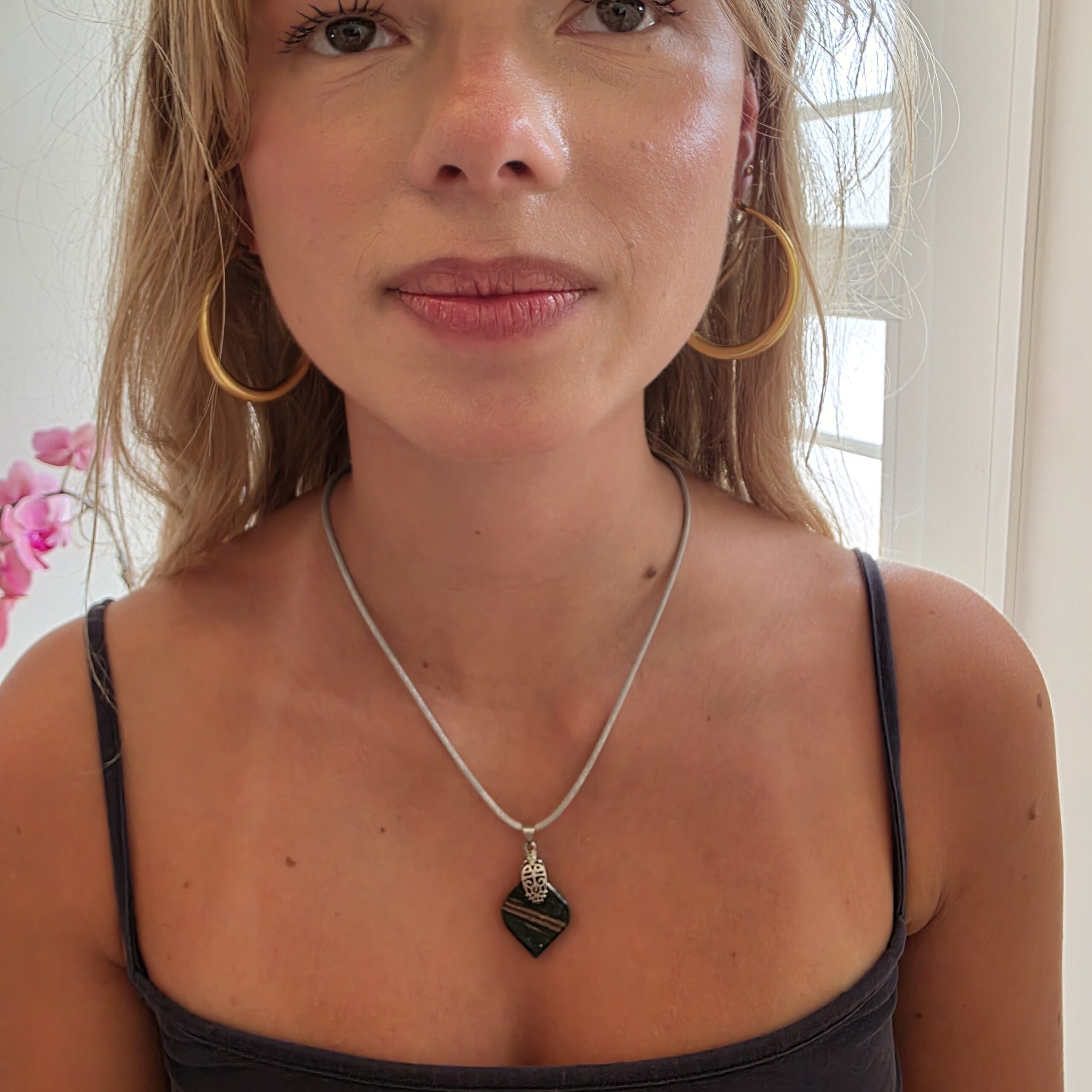 Valerie Dark Green Metallic Glass Necklace